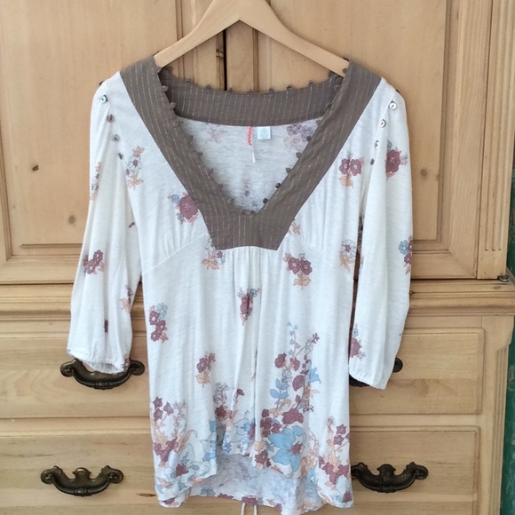 Anthropologie Tops - 💞HOST PICK💞Anthropologie Ric Rac Blouse - Medium